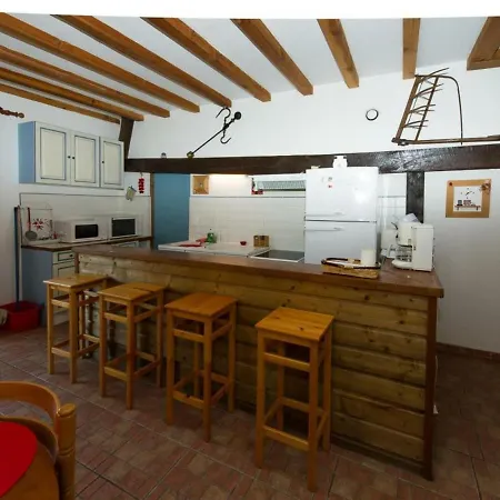 Holiday home Charmante Grange Renovee Avec Jardin, Terrasse Et Animaux Acceptes - Fr-1-489-47